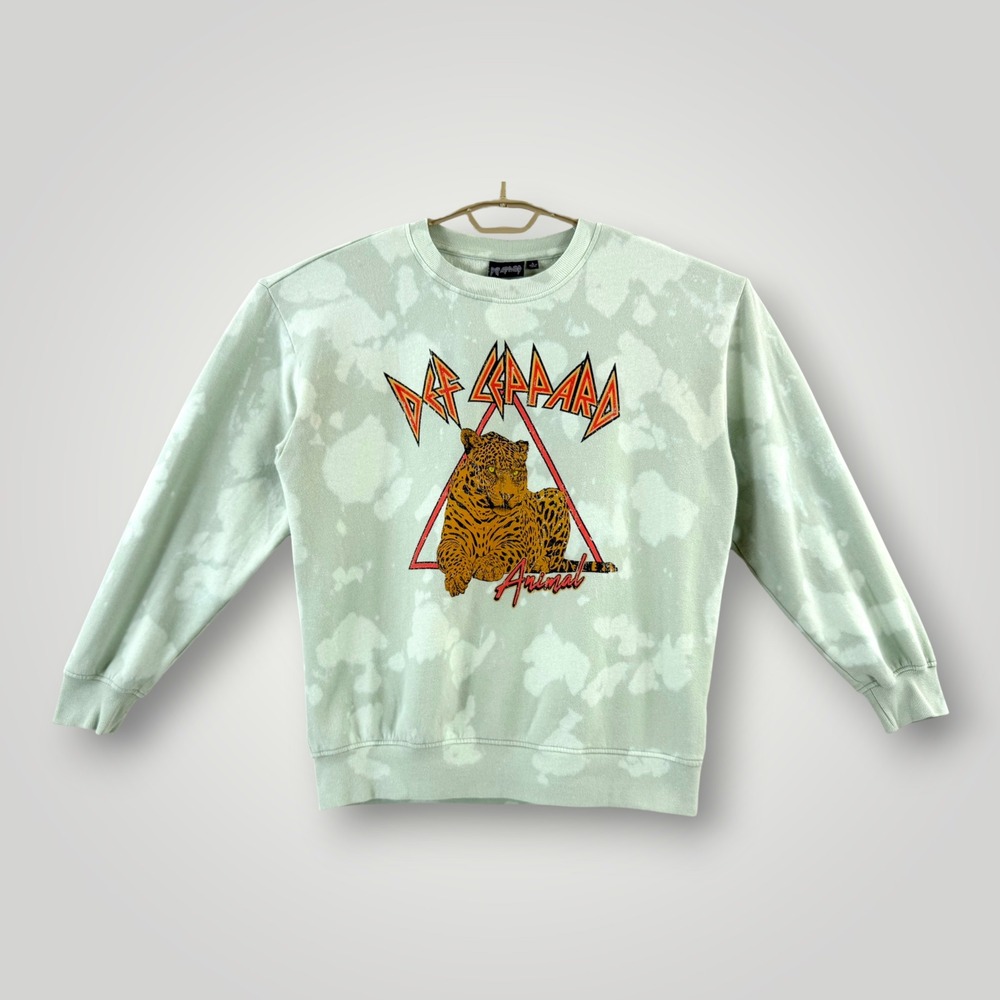 Def Leppard Animal Graphic Sweatshirt Sage Green Acid Wash Crewneck Large